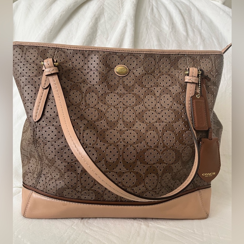 Coach Peyton Tote Large